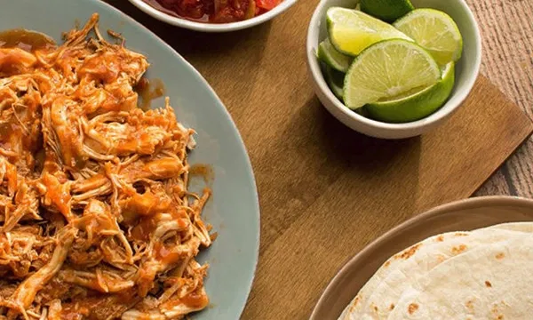 Slow Cooker Shredded Chicken Tacos